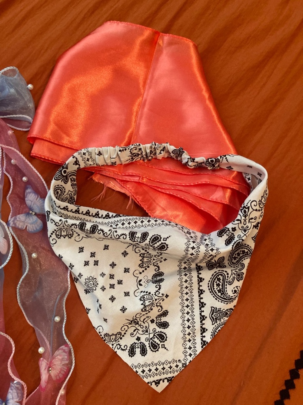 Hair accessories bundle - Picture 3 of 3